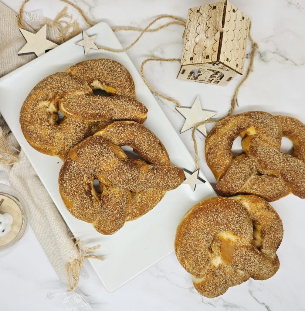 Bretzels sucrés à la cannelle