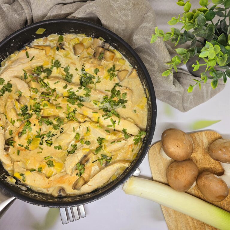 Poulet aux poireaux et champignons 143 Poulet aux poireaux et champignons