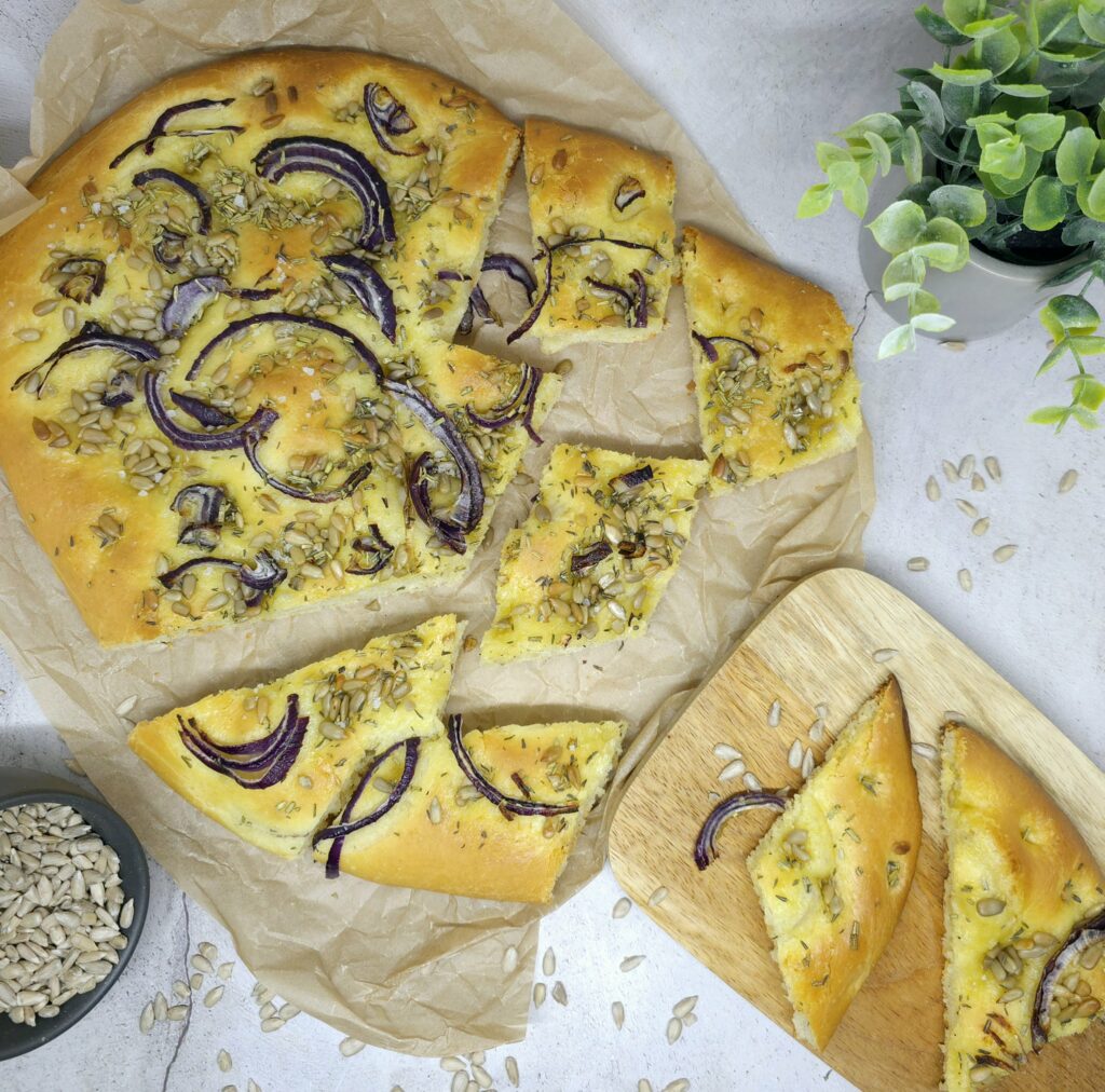 Focaccia aux oignons et graines de tournesol
