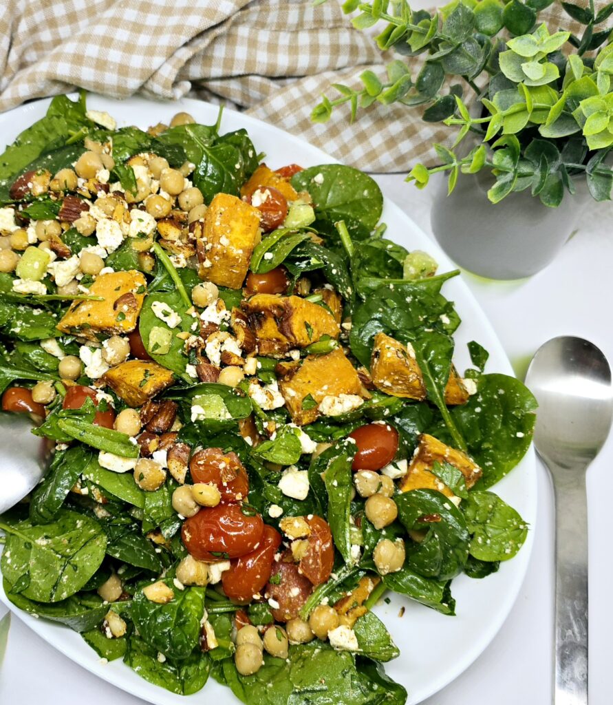 Salade de patates douces, amandes et fêta