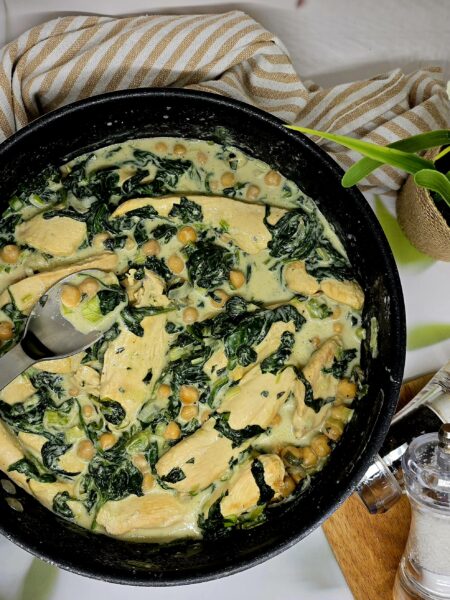 Poulet coco aux épinards et à l'estragon