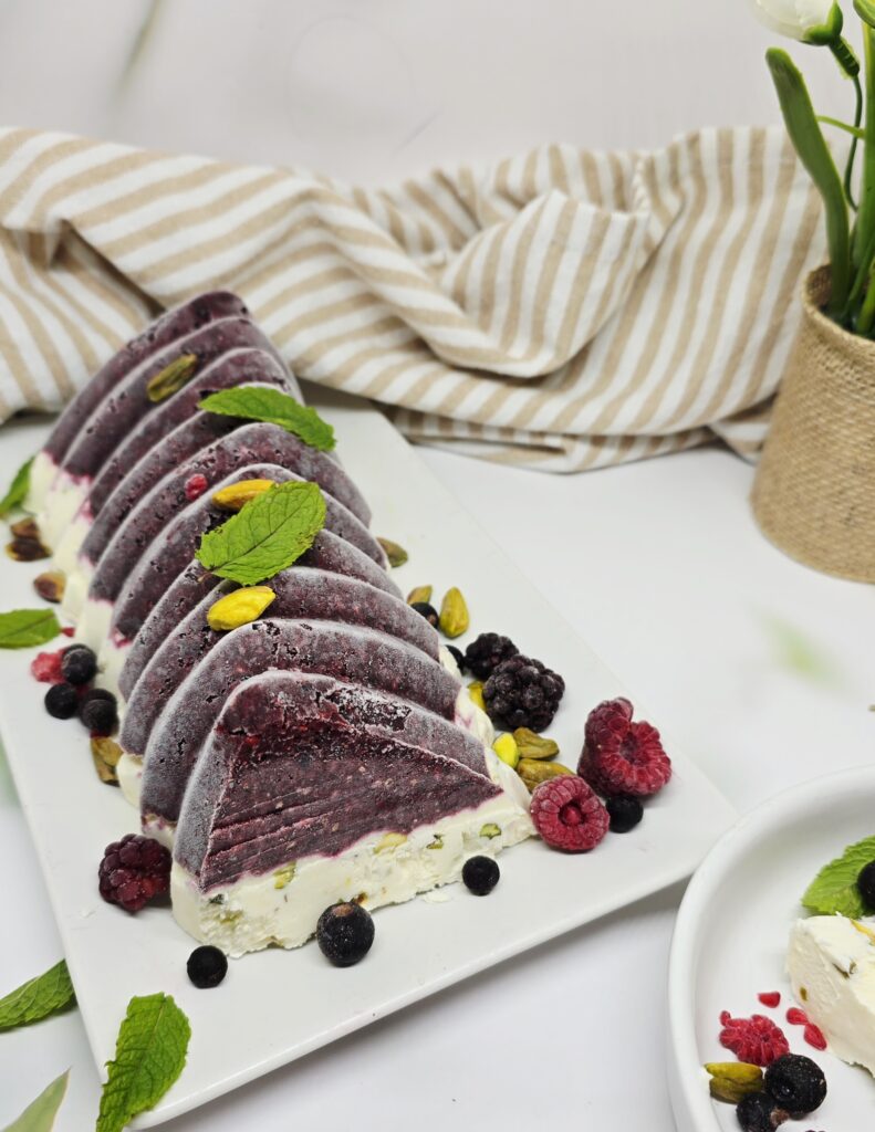 Terrine glacée express aux fruits rouges