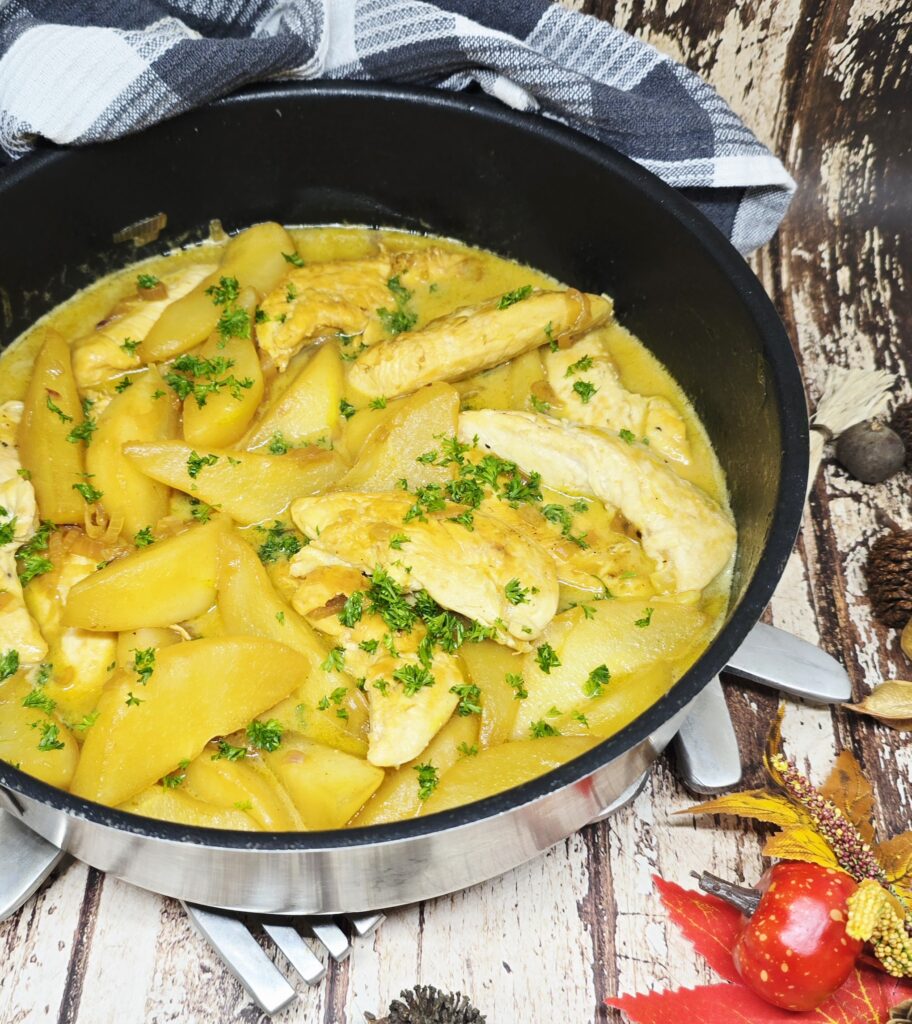 Aiguillettes de poulet au cidre et poires