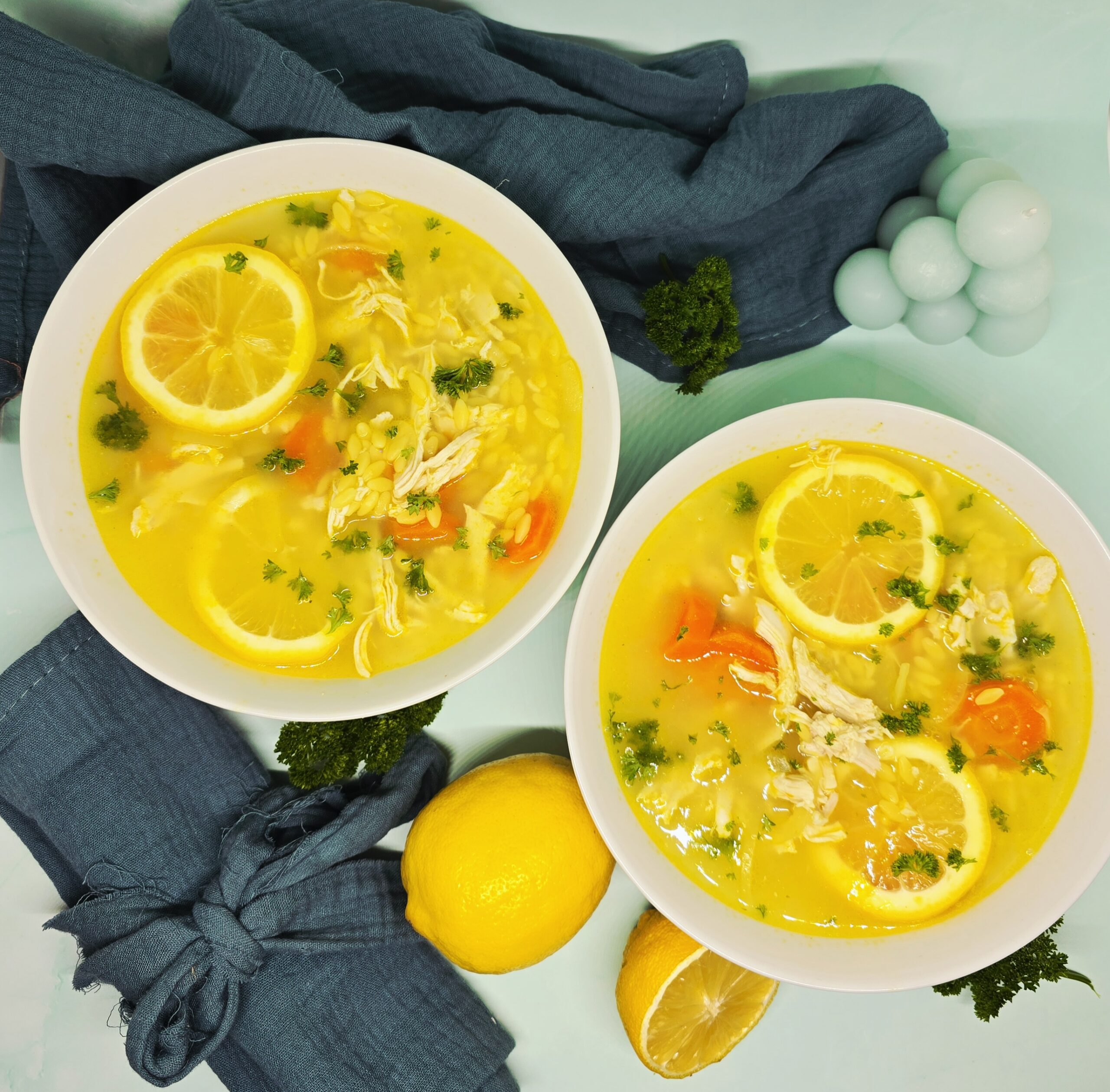 Bouillon de poulet, citron et orzo