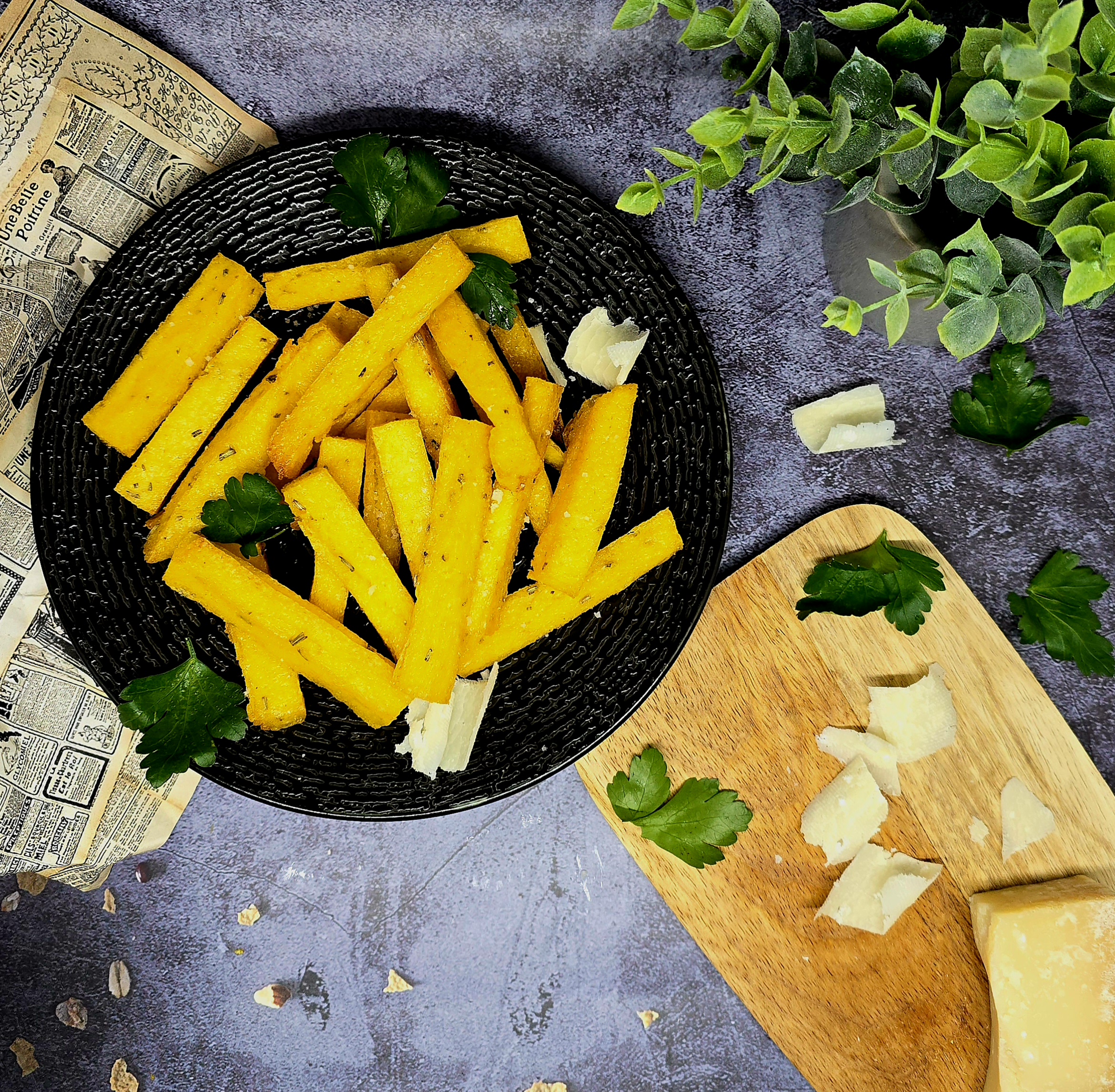 Frites de polenta au parmesan : recette croustillante et gourmande