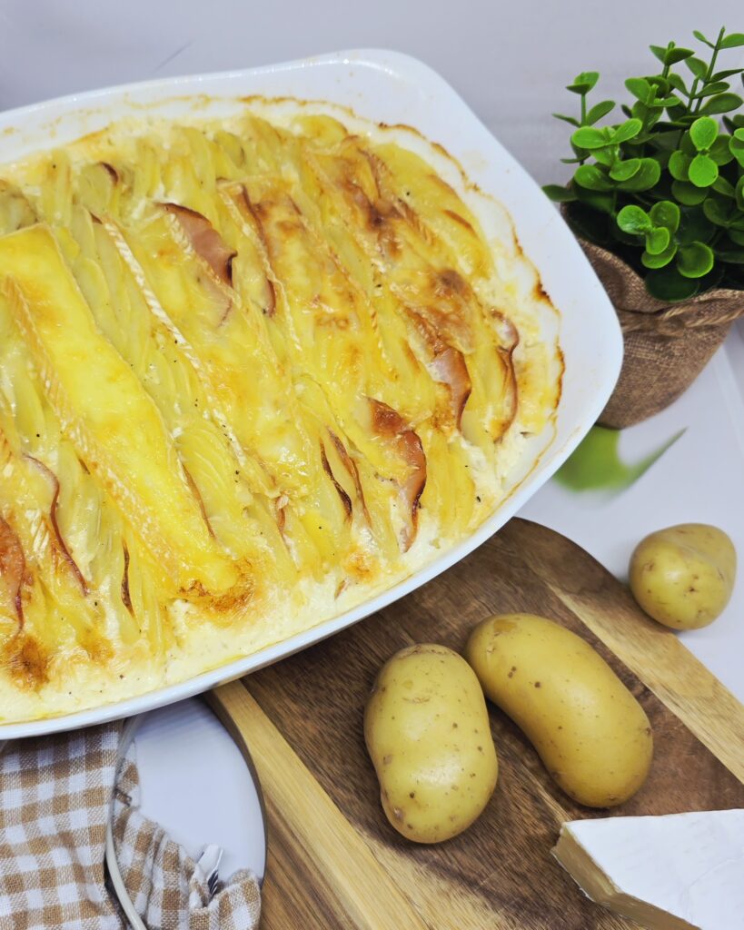 Gratin de pommes de terre au brie et bacon