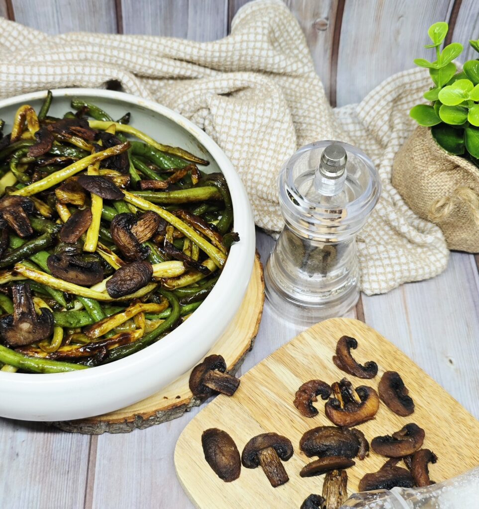 Haricots verts grillés et champignons croustillants