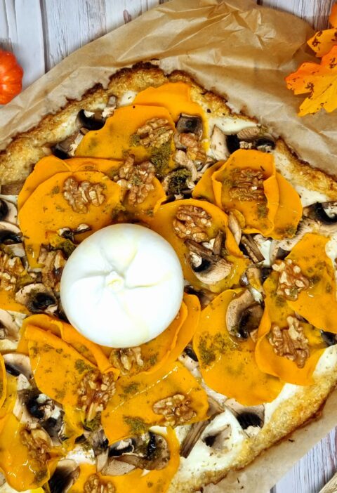 Pizza automnale à la pâte de chou fleur