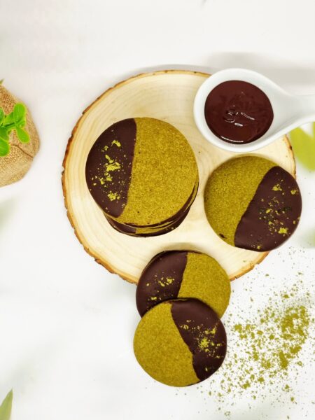 Shortbreads au matcha et chocolat noir