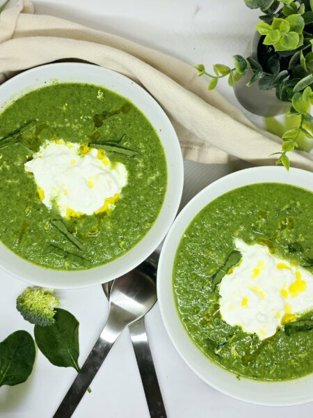 Soupe brocoli épinards et burrata onctueuse et gourmande
