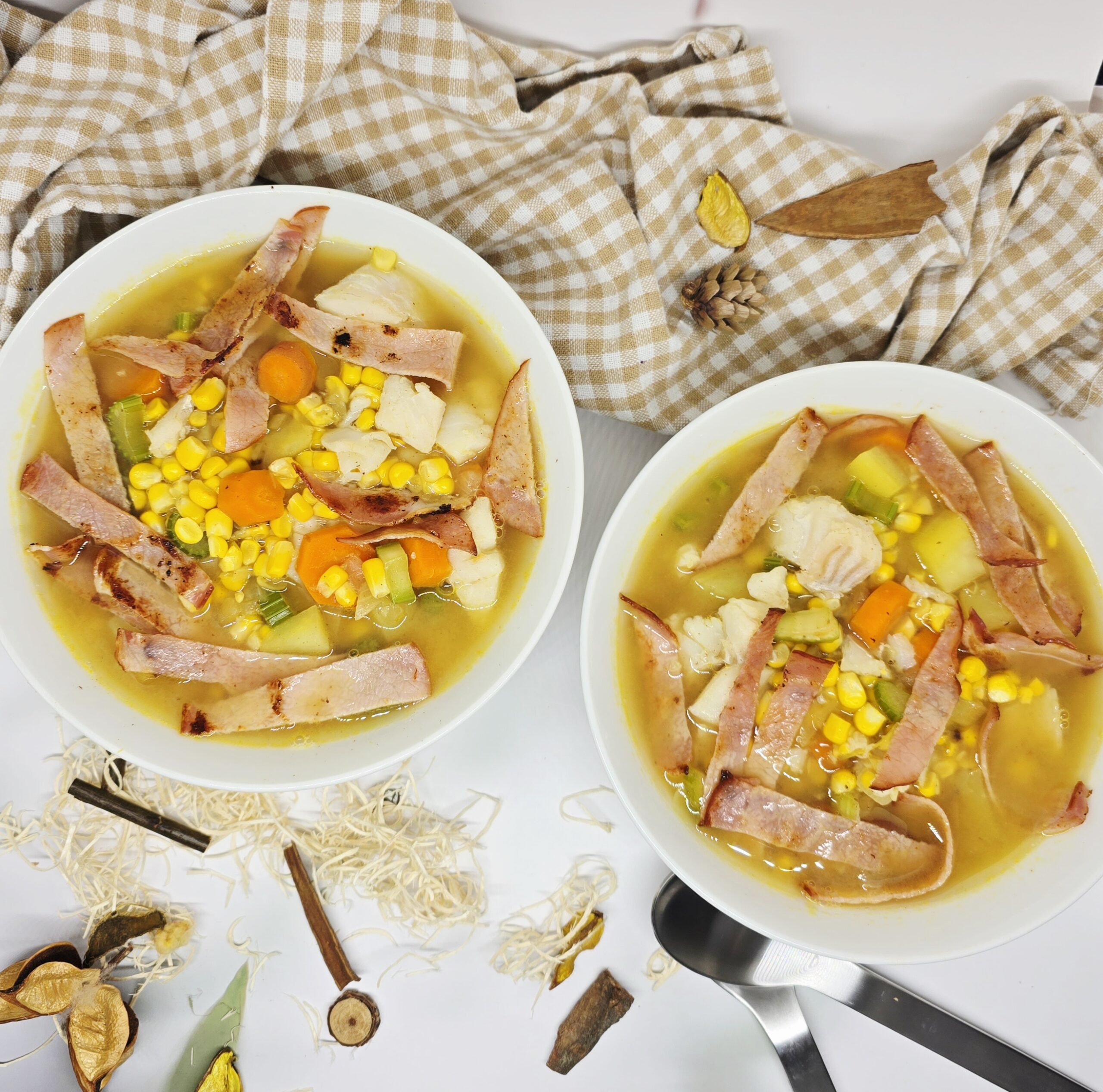 Soupe de légumes au cabillaud et bacon