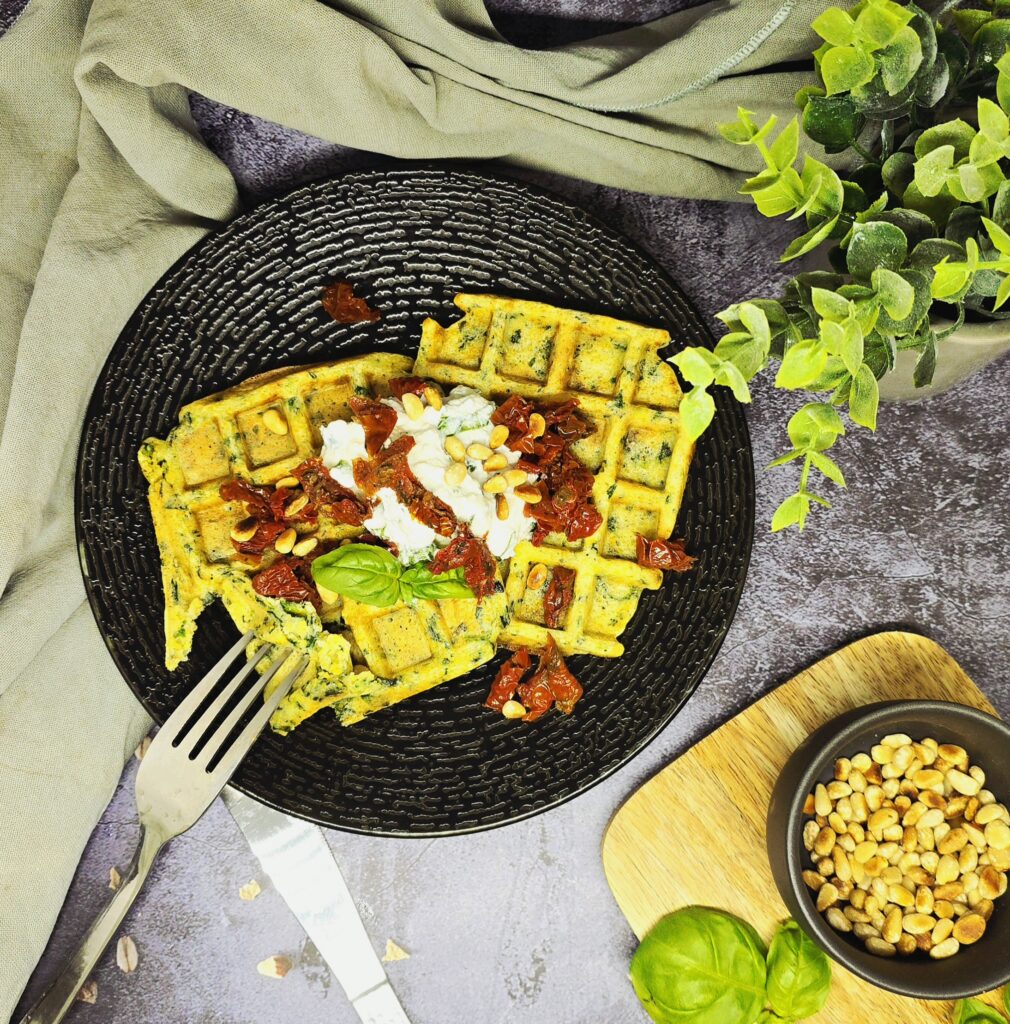 Gaufres de polenta et épinards faciles et croustillantes