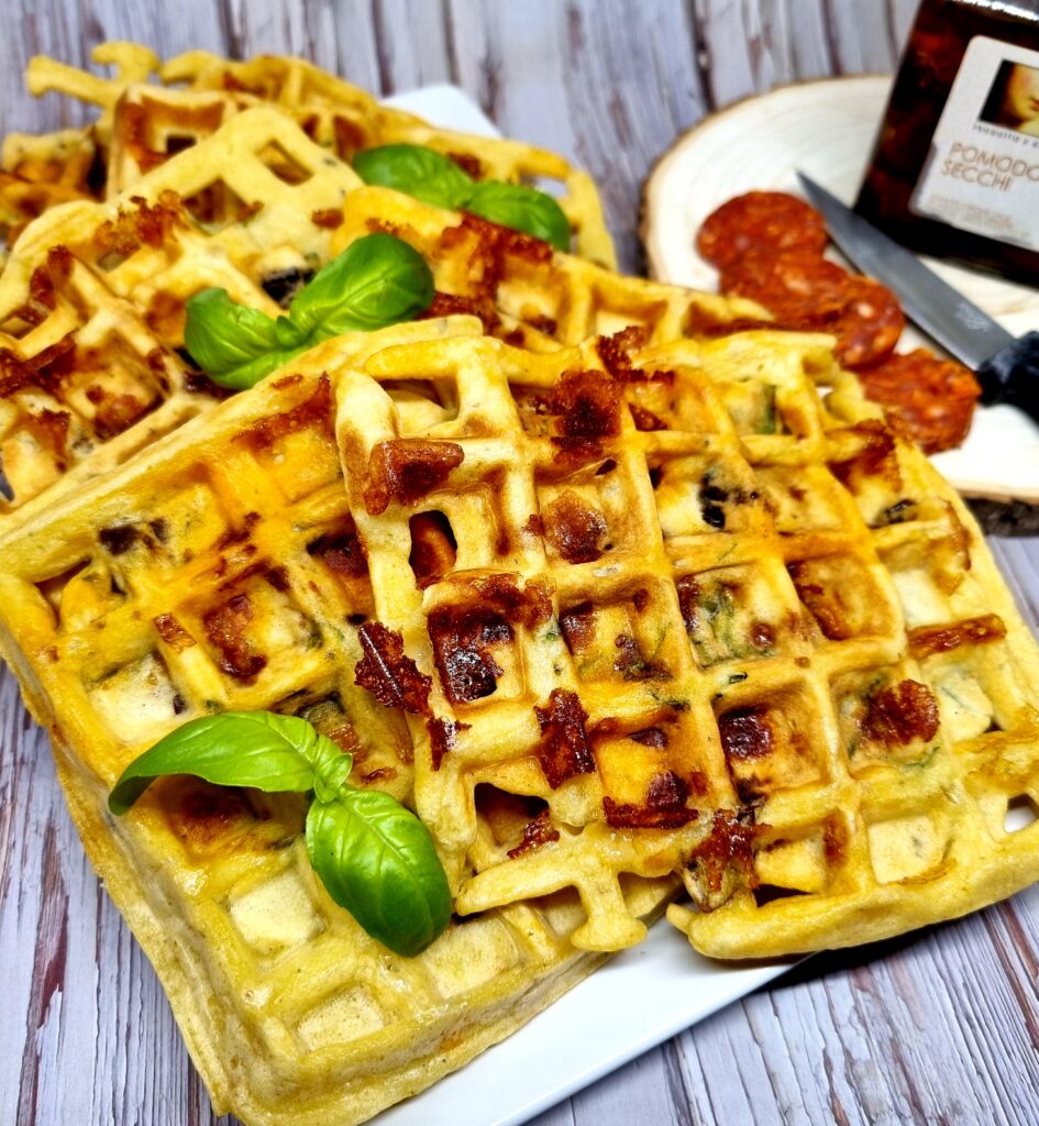 Gaufres au chorizo et tomates séchées faciles et croustillantes