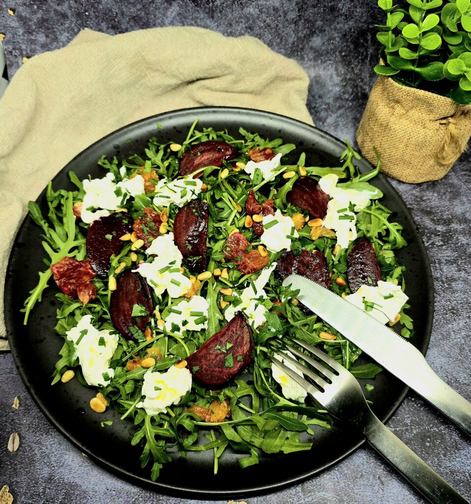 Salade de betteraves rôties, orange sanguine et burrata