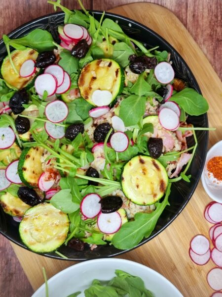 Salade de boulgour, courgettes grillées et radis