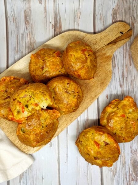 Muffins salés bacon, poivron et mozzarella