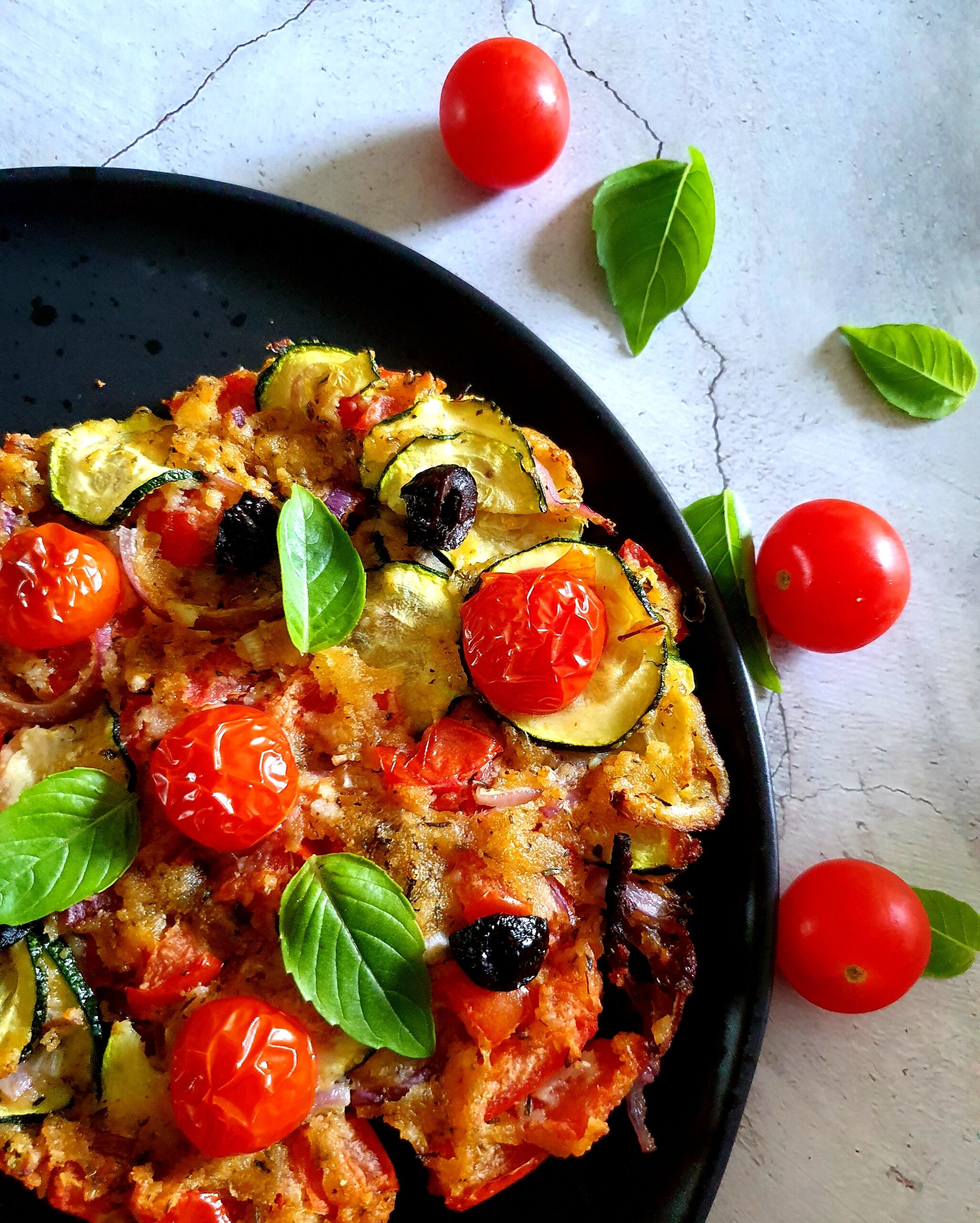 Pain de tomates, courgettes et oignons 1 Pain de tomates, courgettes et oignons