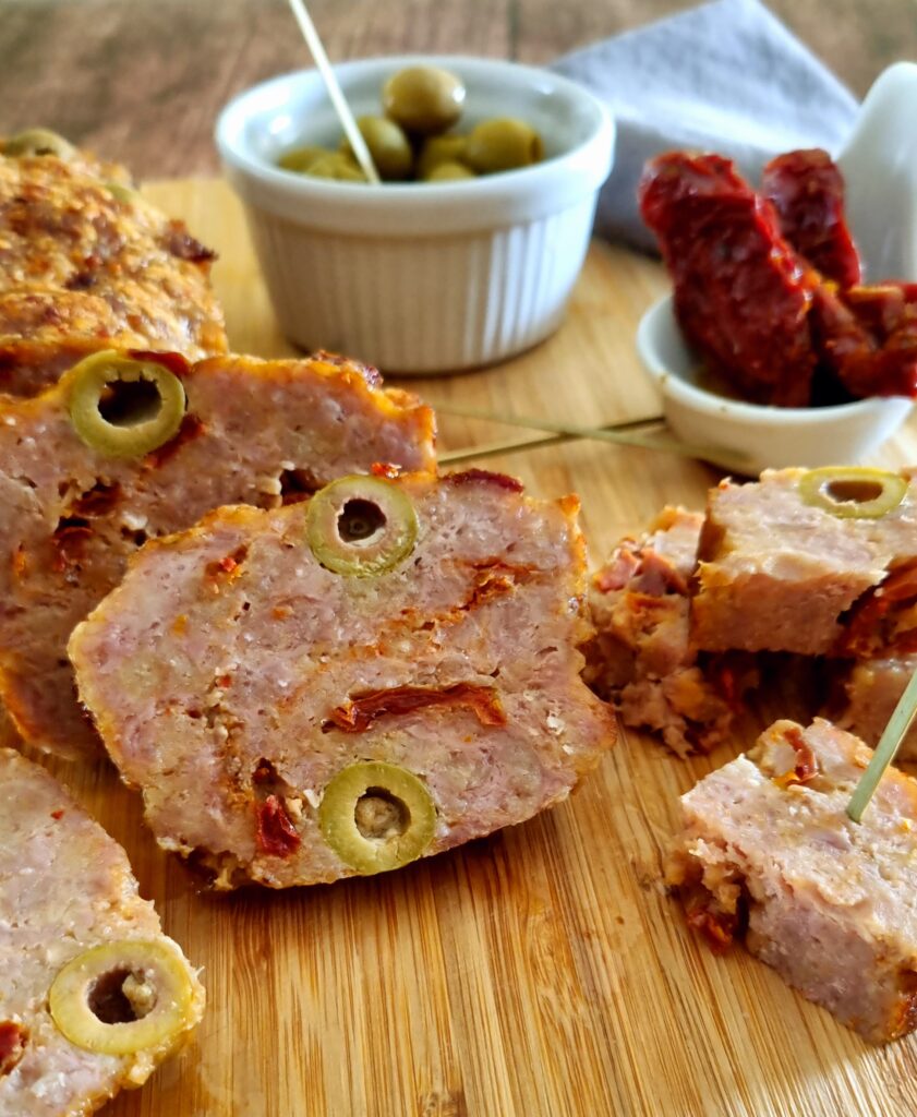 Pain de veau aux tomates séchées et olives