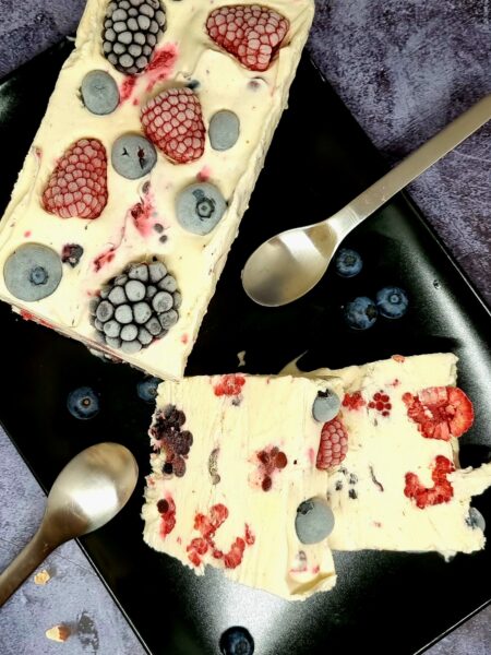 Semifreddo aux fruits rouges