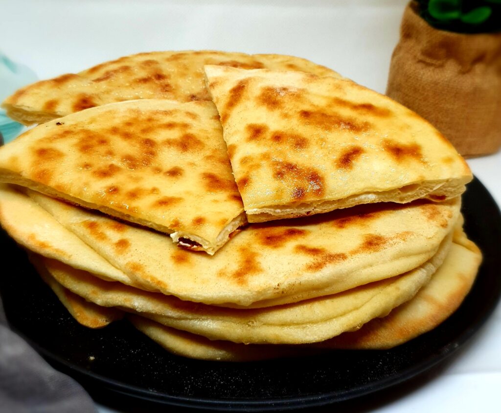 Cheese naan