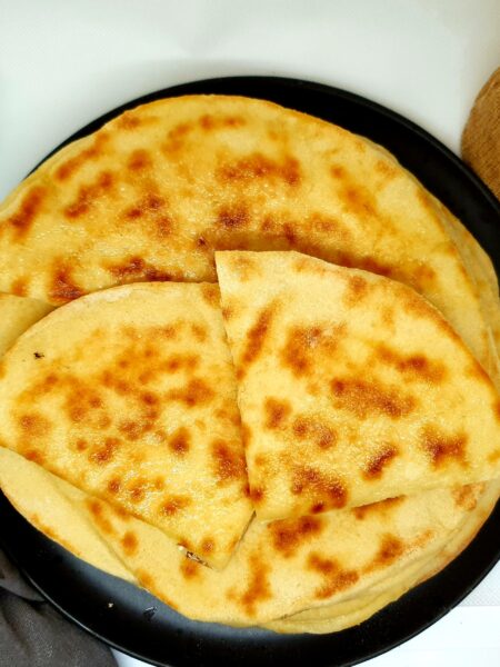 Cheese naan