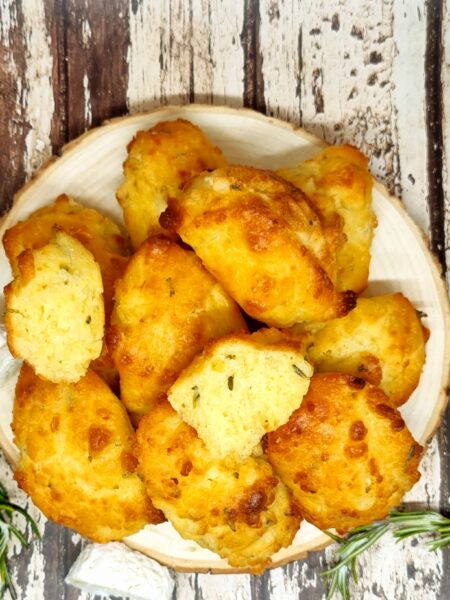 Madeleines chèvre et romarin