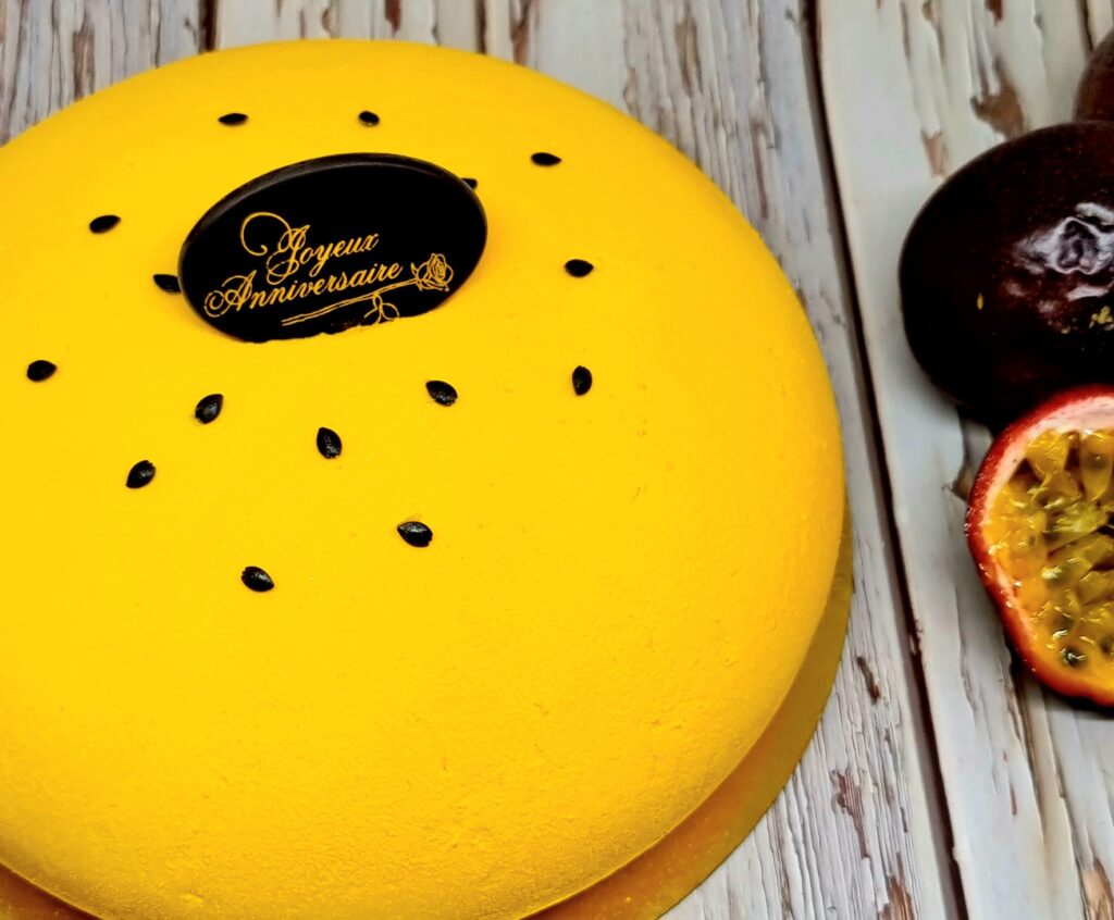Entremets passion chocolat au lait
