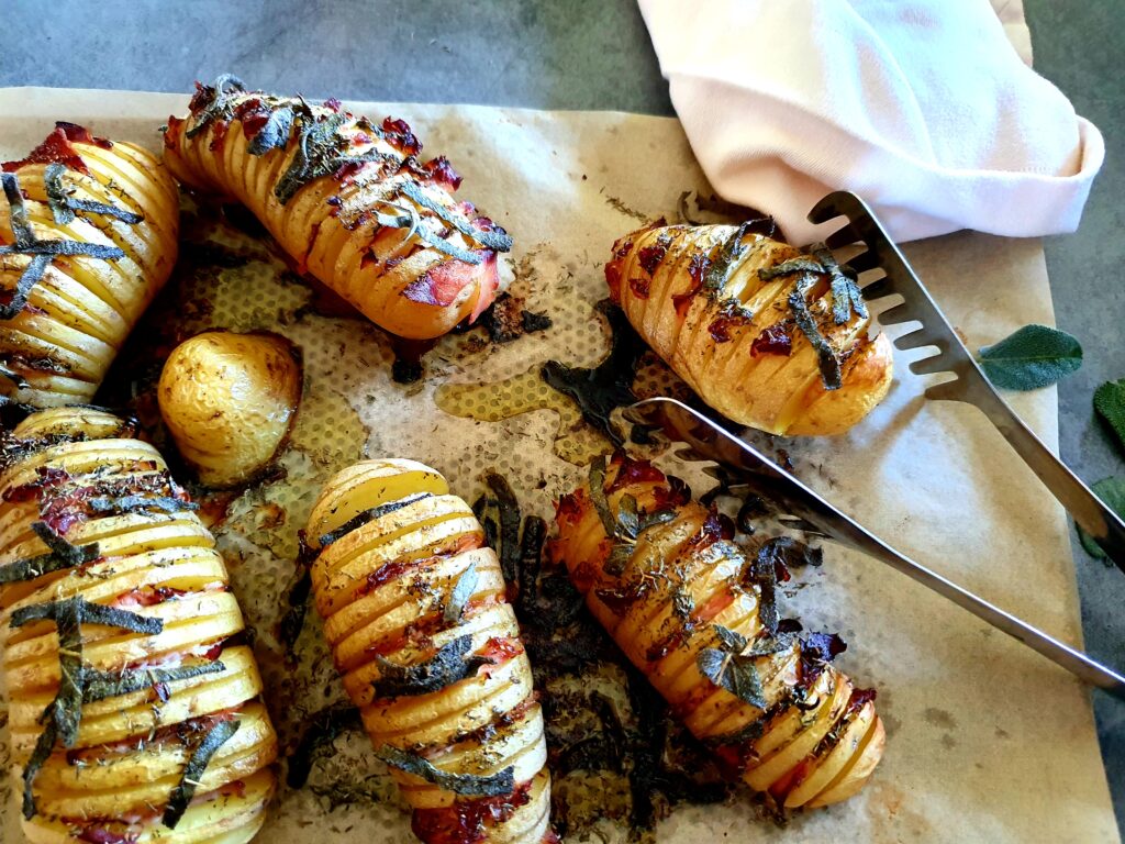 Pommes de terre Hasselback au bacon