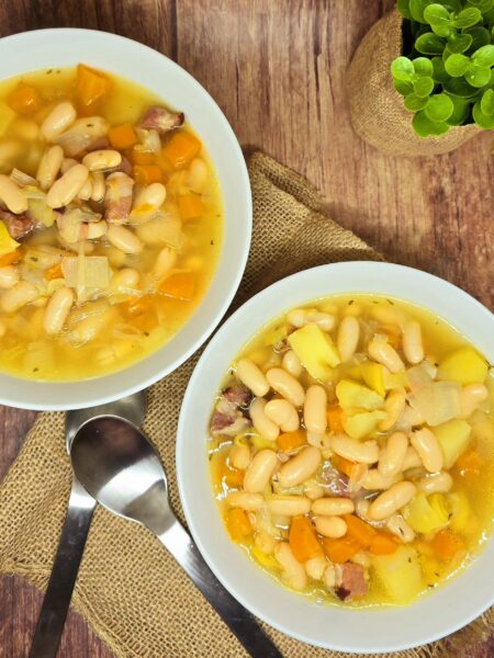 Soupe paysanne aux haricots blancs